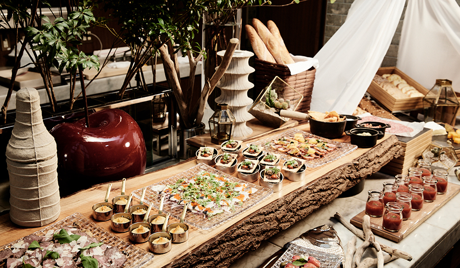 2_CONRAD-TOKYO_OPENERS