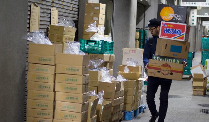 牧口じゅん 旅するダンボール