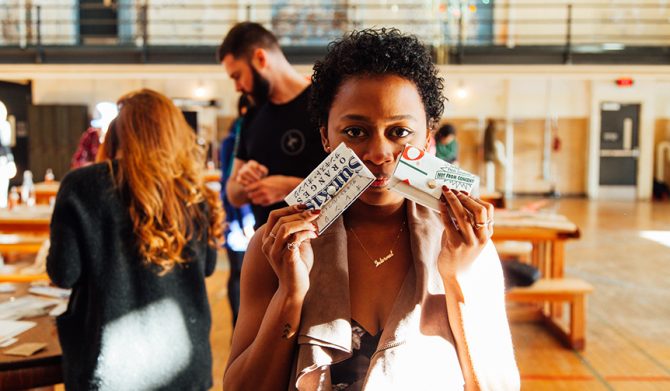 牧口じゅん 旅するダンボール