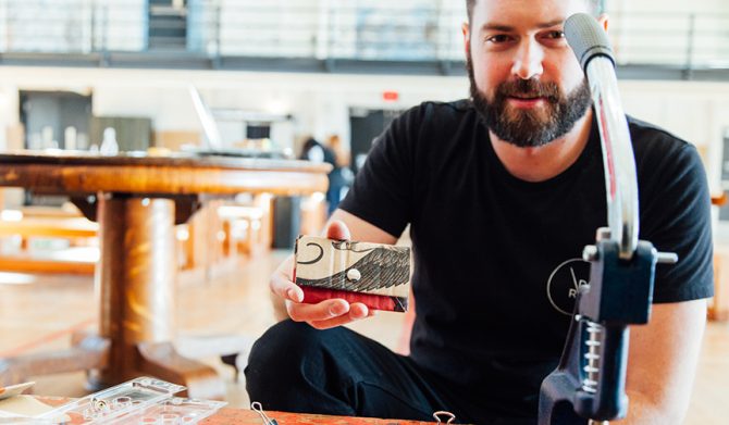 牧口じゅん 旅するダンボール