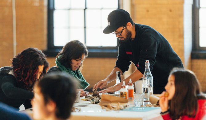 牧口じゅん 旅するダンボール