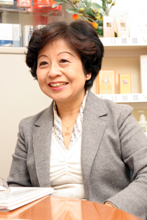 フェンスの内側へと誘う、写真のチカラ