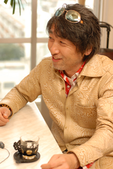 スーパーセブンに似合う赤（その2）鈴木正文×近藤かねよし（L＆KONDO）