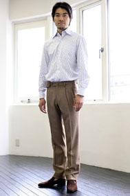 「INCOTEX」の新作トラウザーズ、<br>どこよりも早く<br>『rumors』で先行予約販売スタート！