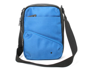 旅から生まれるバッグ