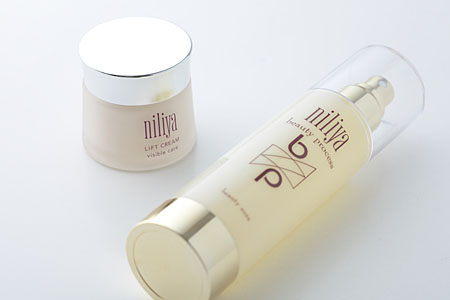 いますぐ買って試しましょう！<br><br>美肌の裏ワザおしえます（4） 栄養成分が肌の奥に浸透「クリームパック」