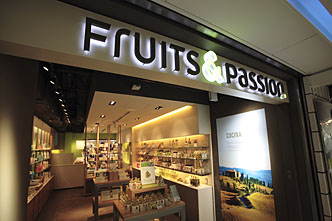 そこはまさに「スペーシー」な空間