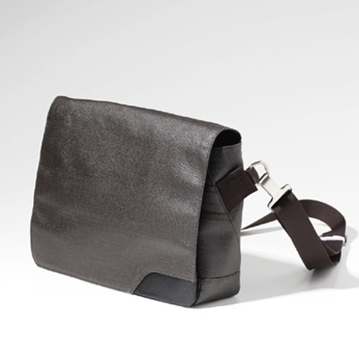 オウプナーズ別注、「ro」の新素材メッセンジャー登場！