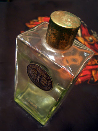 THE STORY OF TRUEFITT&HILL<br>世界最古の理髪店の歴史（その1／19世紀編）<br><br><br>その歴史は、トラファルガー海戦の年にはじまった