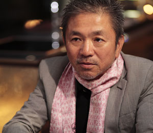 <br /><br /><h1>ACT 7|Welcome STAINLESS BE@RBRICK!</h1><br /><p>