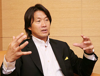 ネーヴェ代表 岡部哲也さん（2）「ヨーロッパでプロフェッショナルを学ぶ」