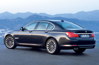 STOP! A SUNBURN! Part-3ダメージを残さない、効果的な「プレケア&アフターケア」