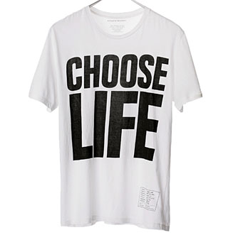 この秋は、唇も“Metallics”<br><br>高い輝きを放ちツヤめく、メタリック リップ カラー新発売