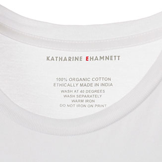 この秋は、唇も“Metallics”高い輝きを放ちツヤめく、メタリック リップ カラー新発売