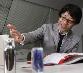 「旅」と「香り」の共通点──<br>KENZO TRIP編集長 石渡健文 インタビュー(前編)