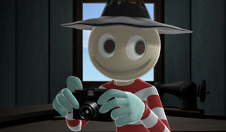 あたたかみあるアナログなコラボ──<br>トイカメラ「DIANA F+」×TVアニメ「スケアクロウマン」