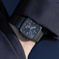 ラドー「 r5.5 クロノグラフ」