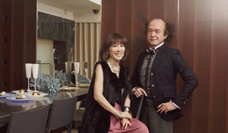 <strong>第50週 ELECTORE│エレクトーレ<br><br>たっぷりの泡で地肌の余分な皮脂がすっきりオフでき、根元からシャンと立ち上がる感じ</strong><h1>「フィジカルサイエンス エレクトーレシャンプー&ヘアトリートメント」</h1>