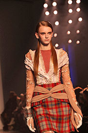 第1回　ミラノサローネに参加します