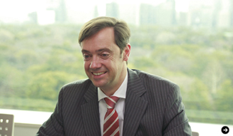 ロジェ・デュブイ 03