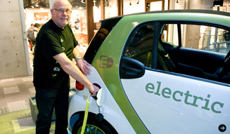 Smart Fortwo Electric Drive ｜スマート電気自動車 Photo03