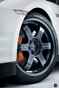 日産｜NISSAN GT-R Club Track edition｜EGOIST Photo04
