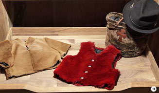 クロムハーツ|2010冬コレクション 02