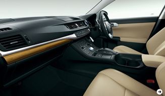 LEXUS CT200h|レクサス CT200h 国内販売開始|05