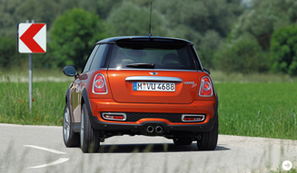 MINI Cooper SD｜ミニ クーパーSD 全ラインナップに新エンジンを採用｜02