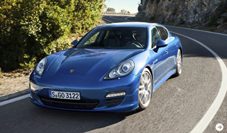 PORSCHE Panamera S hybrid｜ポルシェ パナメーラS ハイブリッド クラス最小のCO2排出量を記録｜02