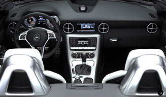 Mercedes-Benz SLK Class｜メルセデス・ベンツ SLKクラス　新世代の2シーター｜03