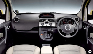 RENAULT KANGOO│ルノー カングー より家族がよろこべるクルマに|03
