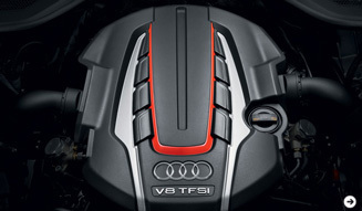 Audi S8｜アウディ S8　大型サルーンの常識を覆すモデルが登場｜04
