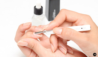 KOBAKO|ルースキューティクルケアライン 04