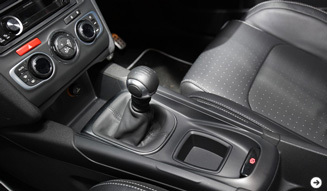 CITROEN DS4｜シトロエン DS4　遊び心あふれる4ドアクーペに試乗｜07