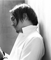 ヘルムート ラング,東信,HELMUT LANG a