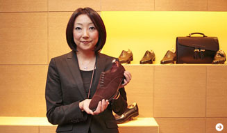 ジョンロブ｜2011イヤーモデル 02