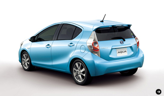 ハイブリッド車「アクア」を日本初公開｜TOYOTA,2