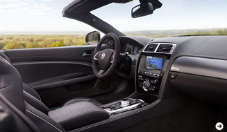 LAオートショーにてジャガー XKR-Sのコンバーチブルが登場｜Jaguar｜03
