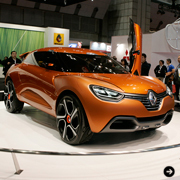 RENAULT｜フレンチタッチ、トレンディ、スポーツ