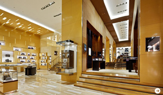 LOUIS VUITTON｜ルイ・ヴィトン　02