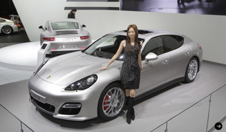 清水久美子が選ぶ！　第42回東京モーターショー2011 Best 10 06