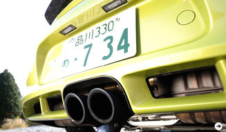 911の弟分にしてライバル!?─ケイマンのトップモデル「ケイマン R」に試乗!|Porsche|04