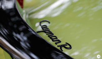 911の弟分にしてライバル!?─ケイマンのトップモデル「ケイマン R」に試乗!|Porsche|09