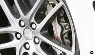 もっともスパルタンな公道用GT マセラティ グラントゥーリズモ MC ストラダーレに試乗|MASERATI|08