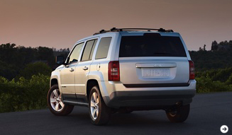 ジープ パトリオット、2012年モデルに2WDを国内初投入|Jeep
