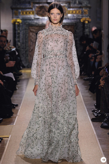 VALENTINO｜ヴァレンティノ 1