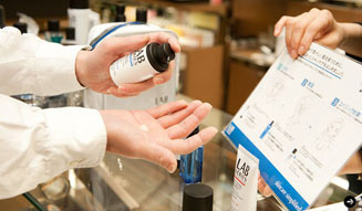 ラボシリーズ|スキンケアキット 04