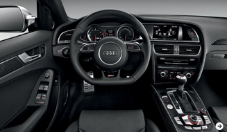 アウディ RS4 アバント ついに発表|Audi 03