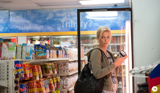 シャーリーズ・セロン、映画『ヤング≒アダルト』を語る 02